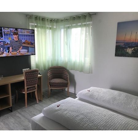 Bodensee Sunshine Zimmer & Apts. 울딘겐물호펜 외부 사진