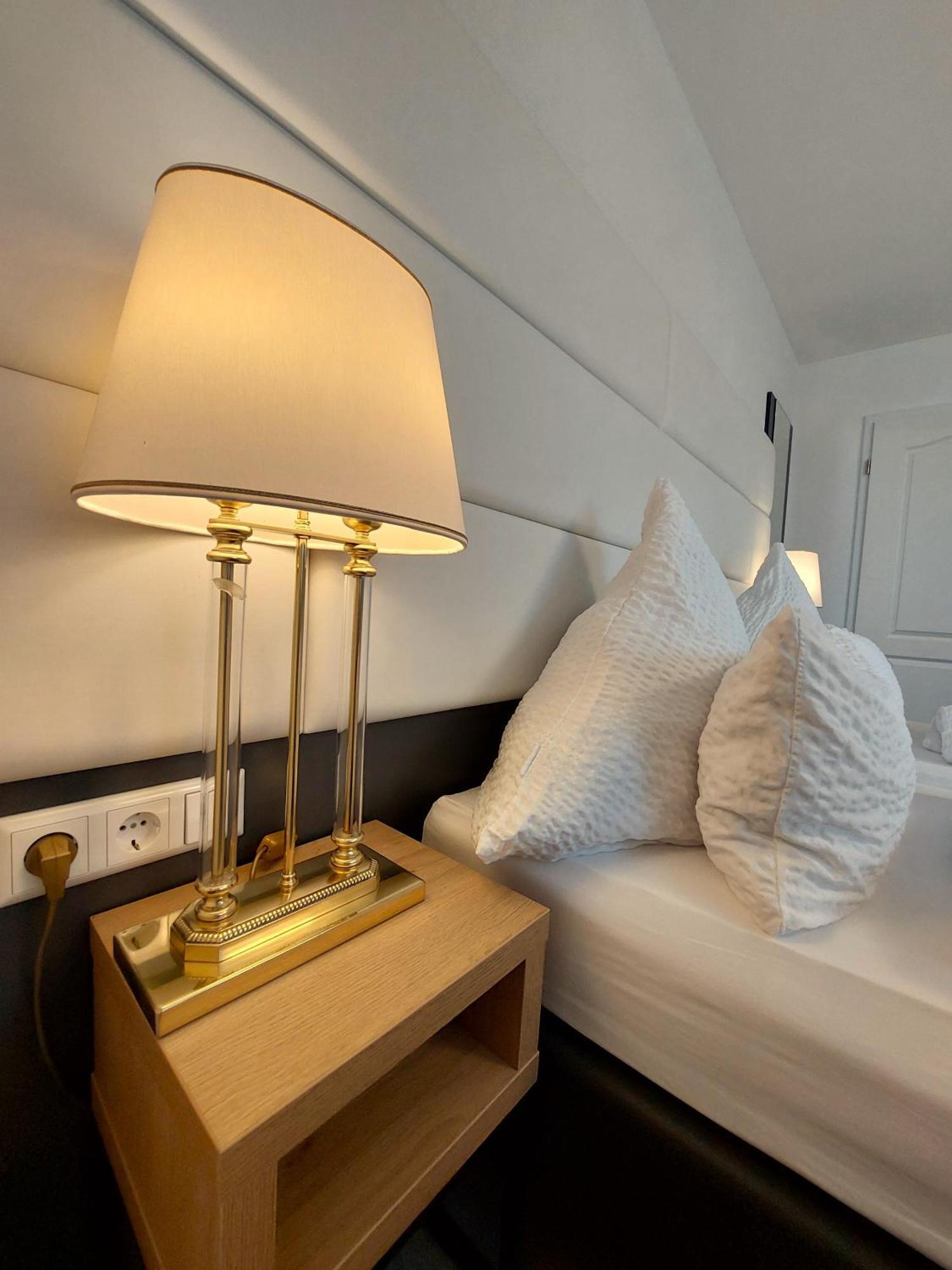 Bodensee Sunshine Zimmer & Apts. 울딘겐물호펜 외부 사진