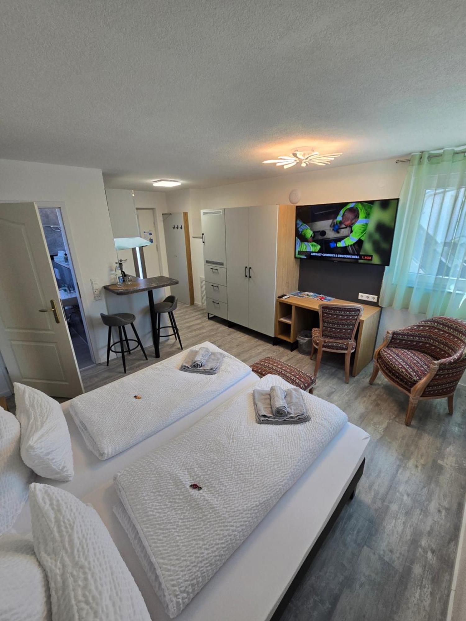 Bodensee Sunshine Zimmer & Apts. 울딘겐물호펜 외부 사진