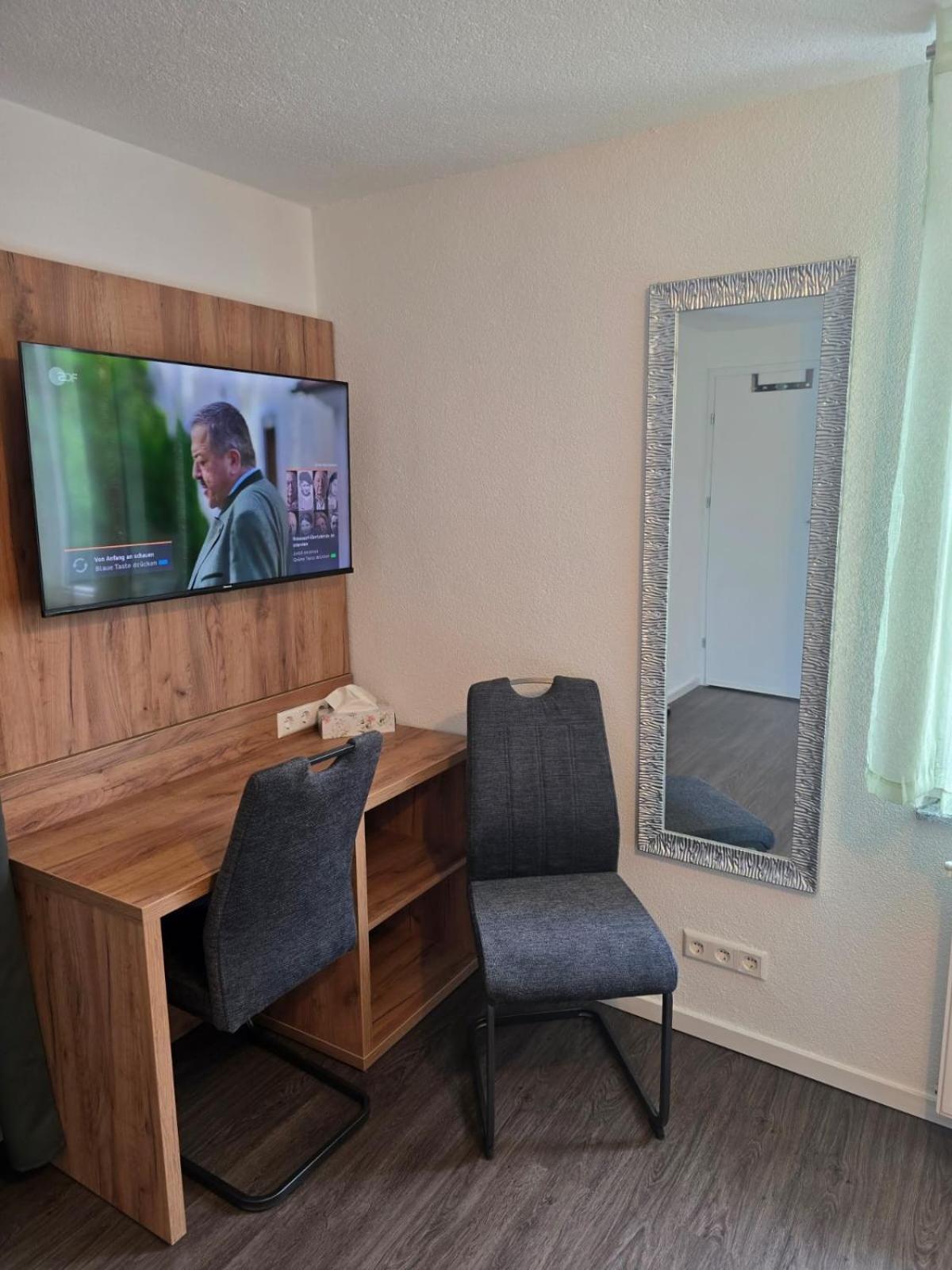 Bodensee Sunshine Zimmer & Apts. 울딘겐물호펜 외부 사진