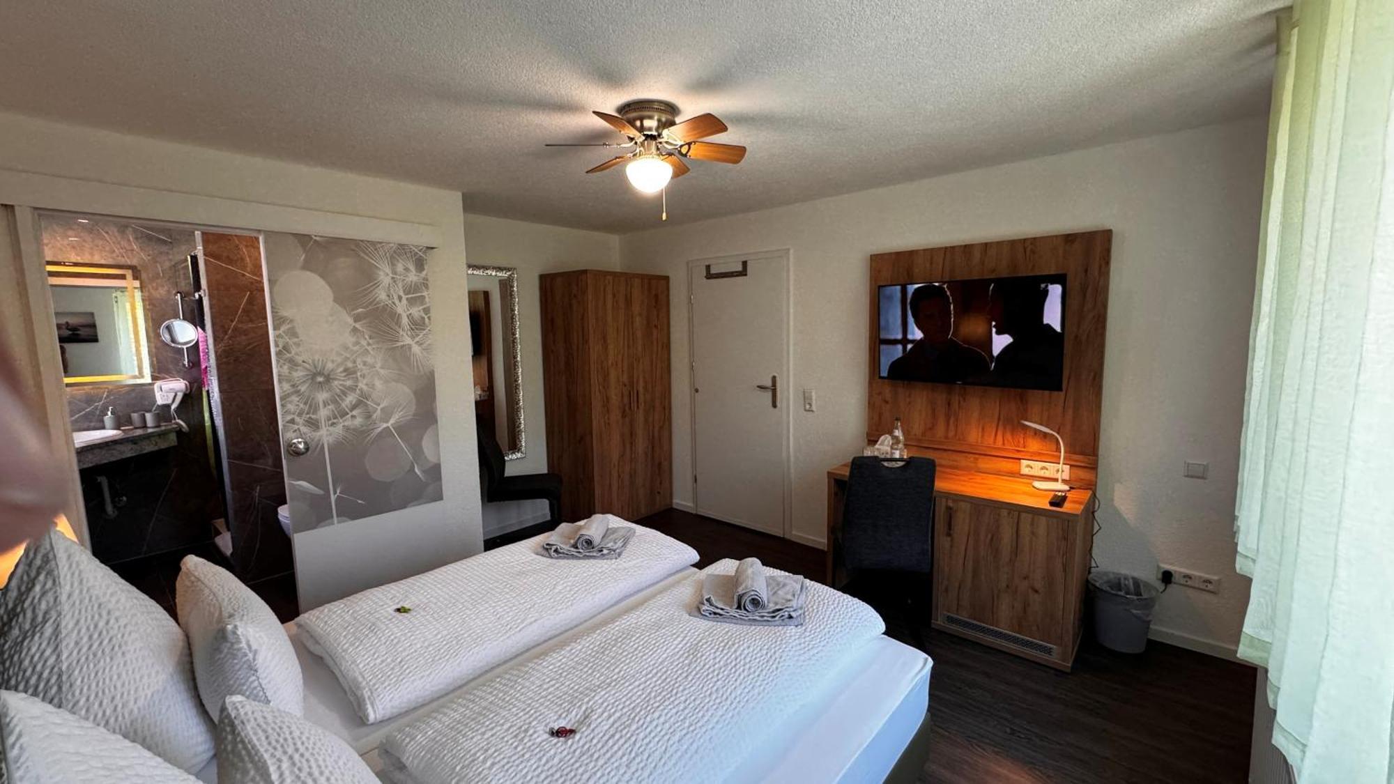 Bodensee Sunshine Zimmer & Apts. 울딘겐물호펜 외부 사진
